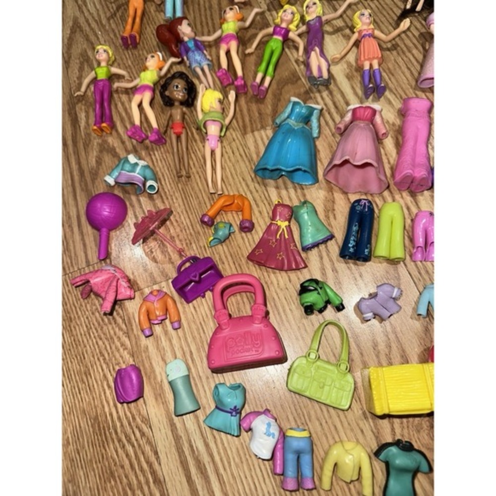 Random HUGE Lot Of Barbie & Polly Pocket Accessories Clothing Vintage Y2K Mattel - Picture 7 of 12